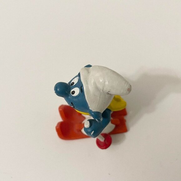Vintage The Smurfs Skier Smurf Snow Skiing Ski Poles Toy Figurine - Picture 13 of 16